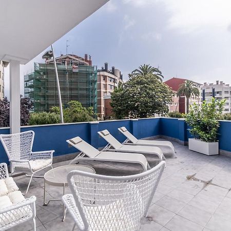 Villa Marta - Apartamentos Centricos Junto Al Mar كاسترو أورديالس المظهر الخارجي الصورة
