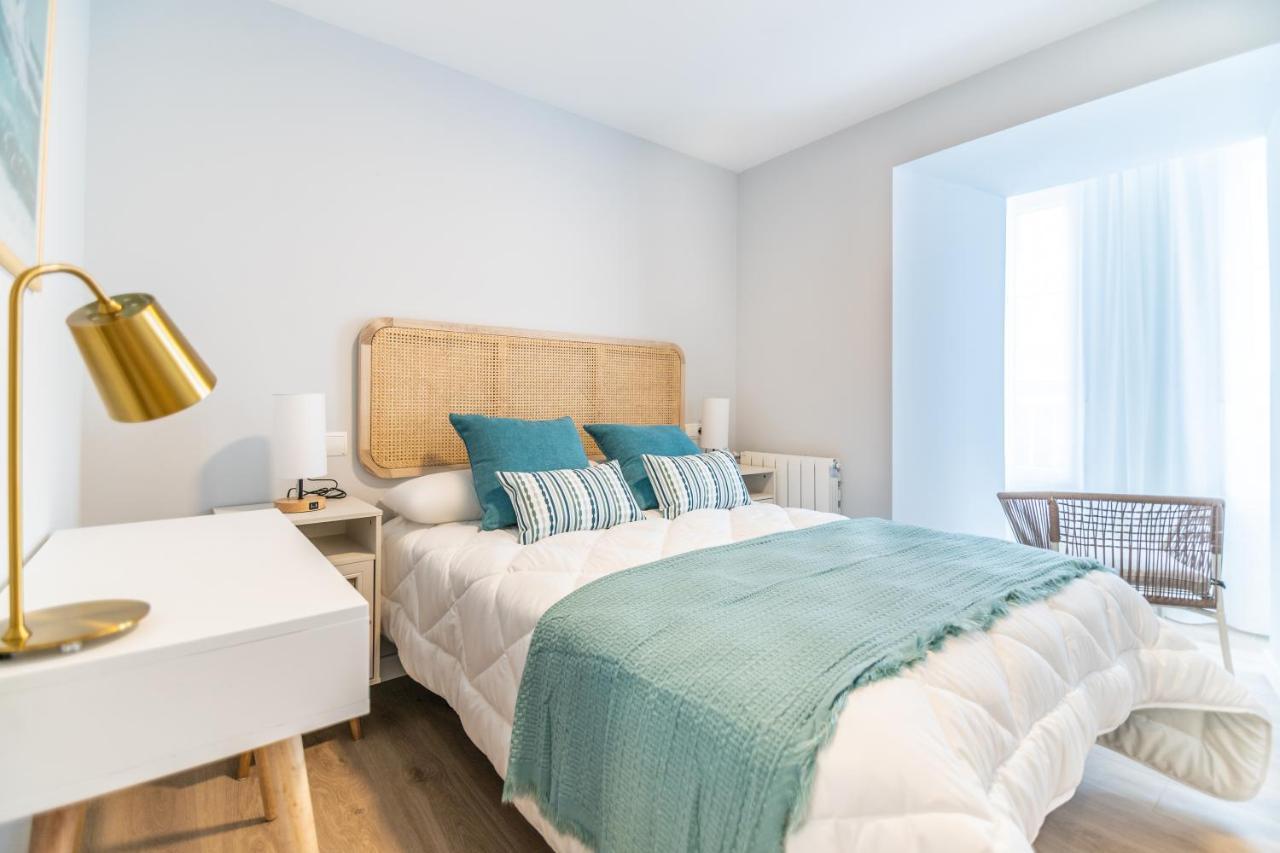Villa Marta - Apartamentos Centricos Junto Al Mar كاسترو أورديالس المظهر الخارجي الصورة