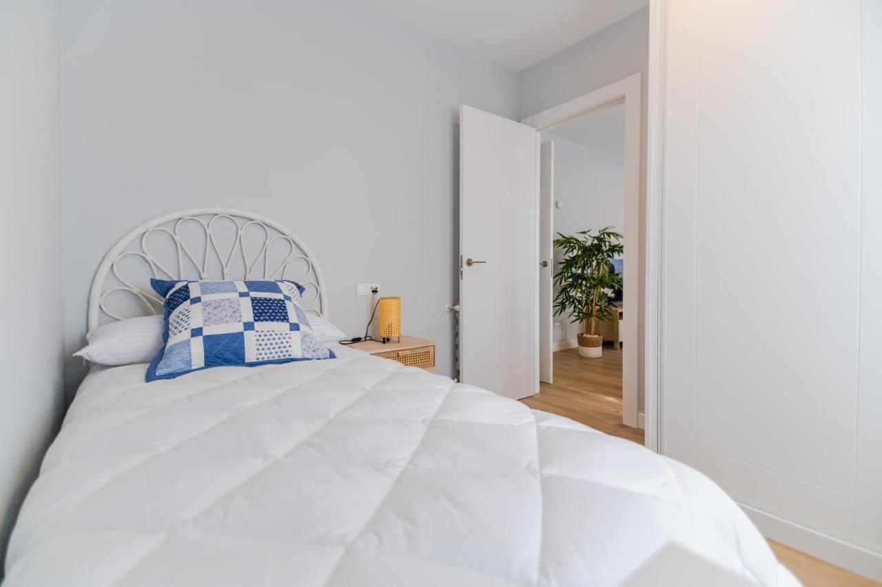 Villa Marta - Apartamentos Centricos Junto Al Mar كاسترو أورديالس المظهر الخارجي الصورة