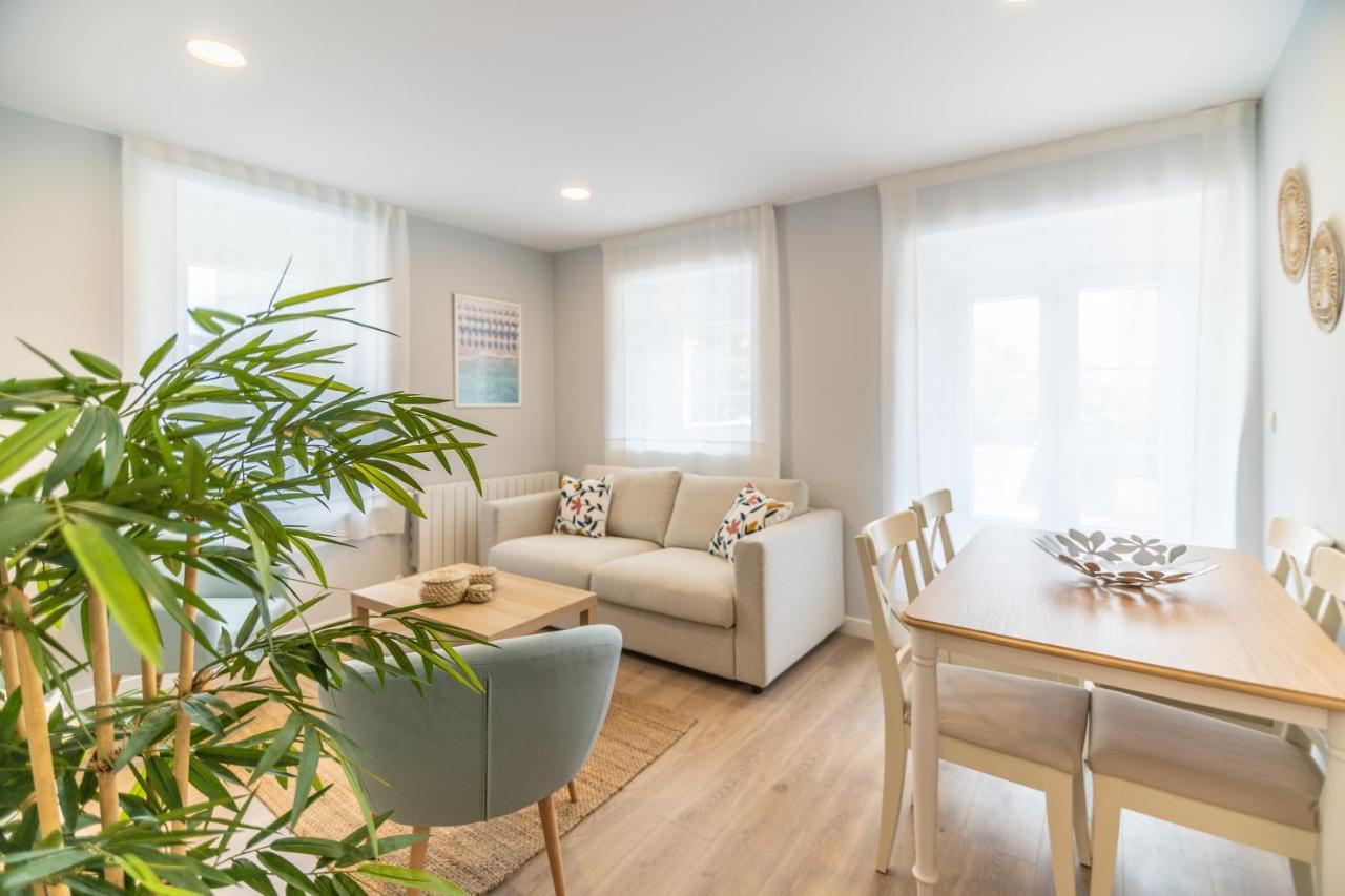 Villa Marta - Apartamentos Centricos Junto Al Mar كاسترو أورديالس المظهر الخارجي الصورة